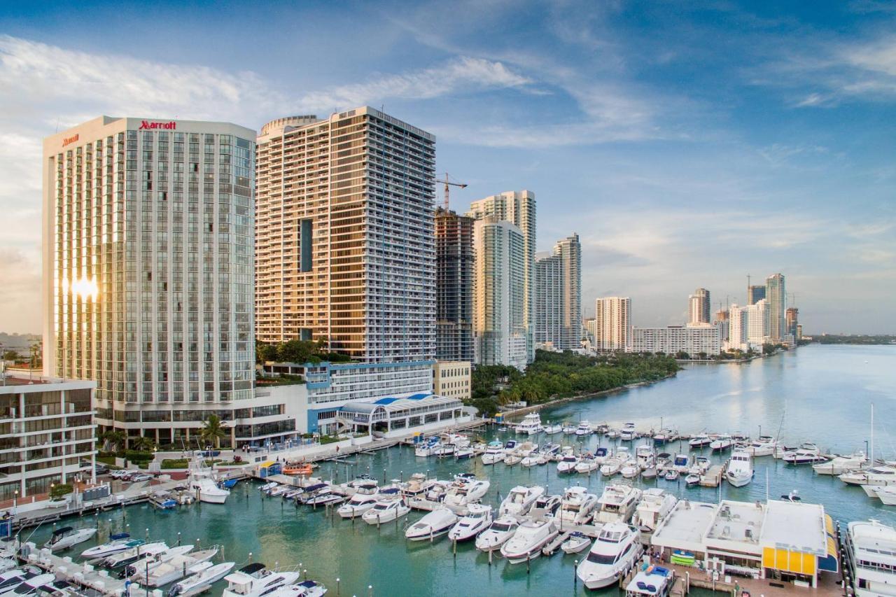 Отель Miami Marriott Biscayne Bay Экстерьер фото