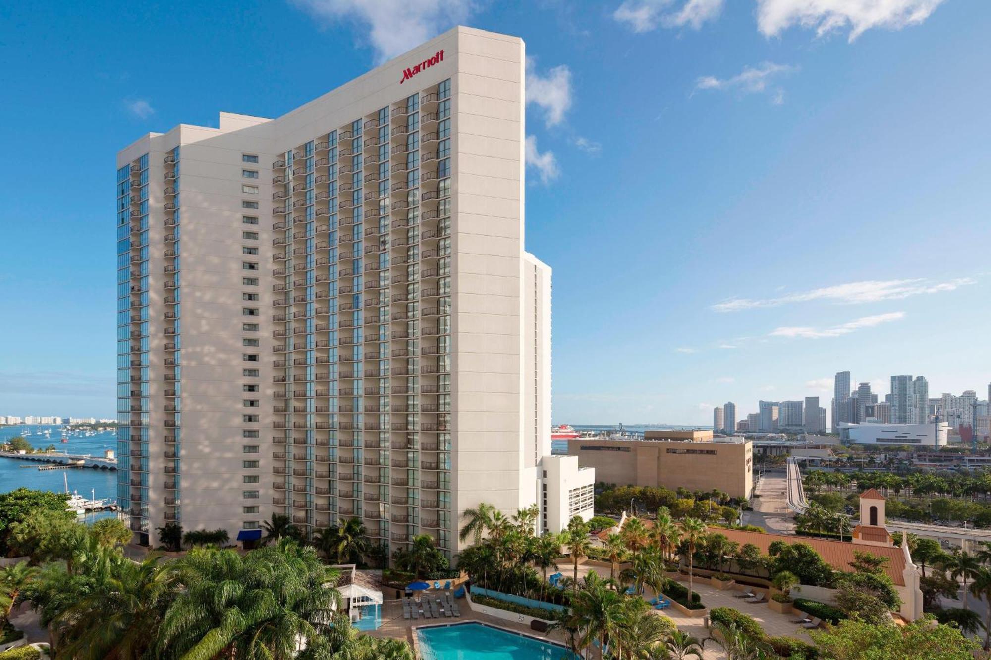 Отель Miami Marriott Biscayne Bay Экстерьер фото